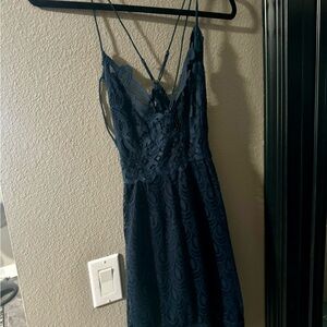 Chic Backless Navy Lace Dress